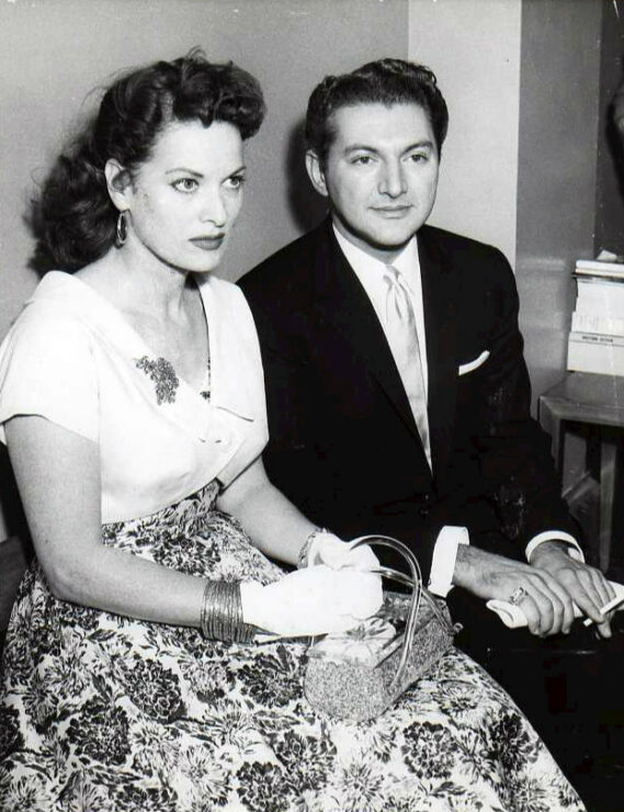 Liberace_and_O’hara_-_1957