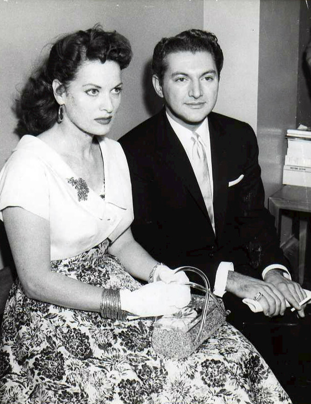 Liberace_and_O’hara_-_1957